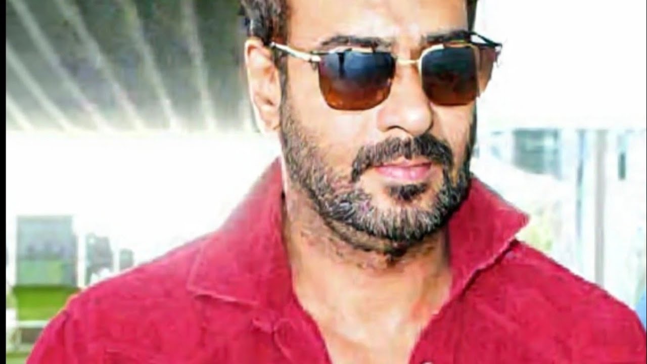 The 50 Show me ajay Devgn #ajaydevgn #bollywood #indifilm #powerpersonality 