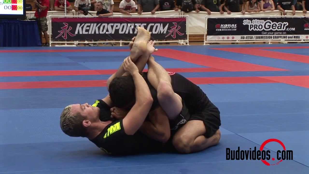 Time Travel Tuesdays Jeff Glover vs Philipe Della Monica Nogi Worlds 2008