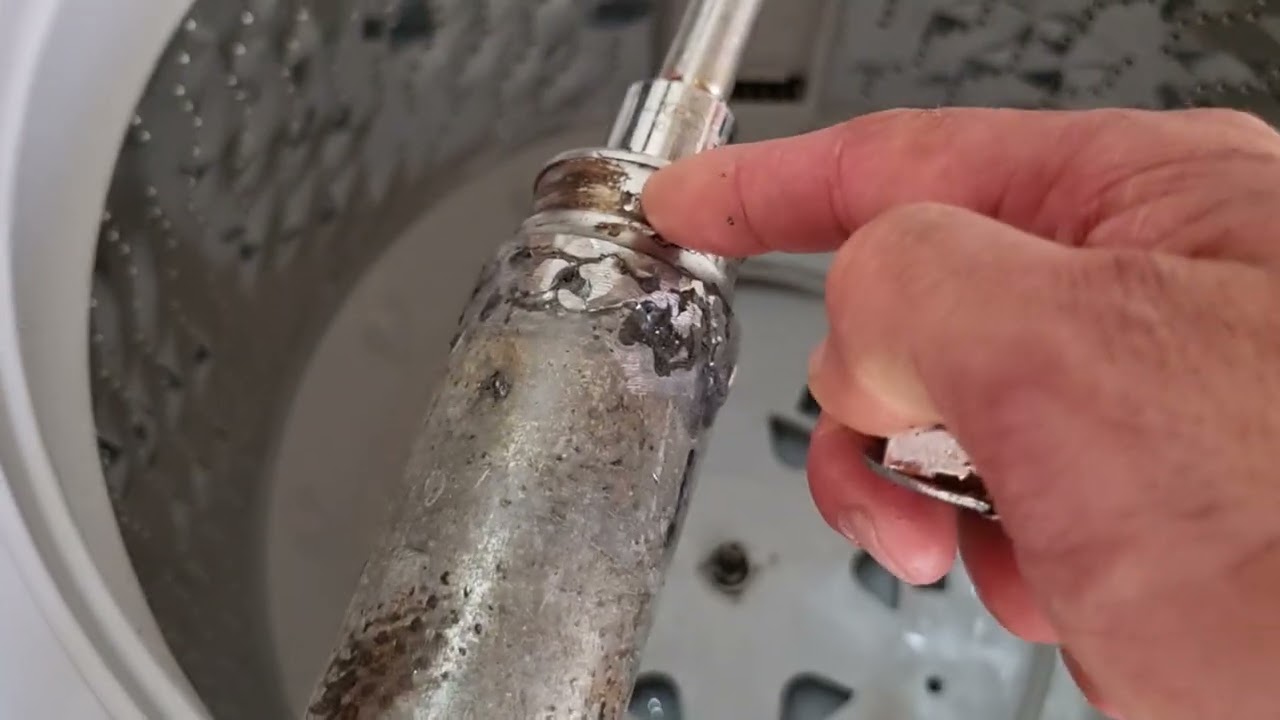 Fiz a ferramenta certa para sacar / tirar a porca do Cesto da Lavadora Panasonic . Agora ficou fácil