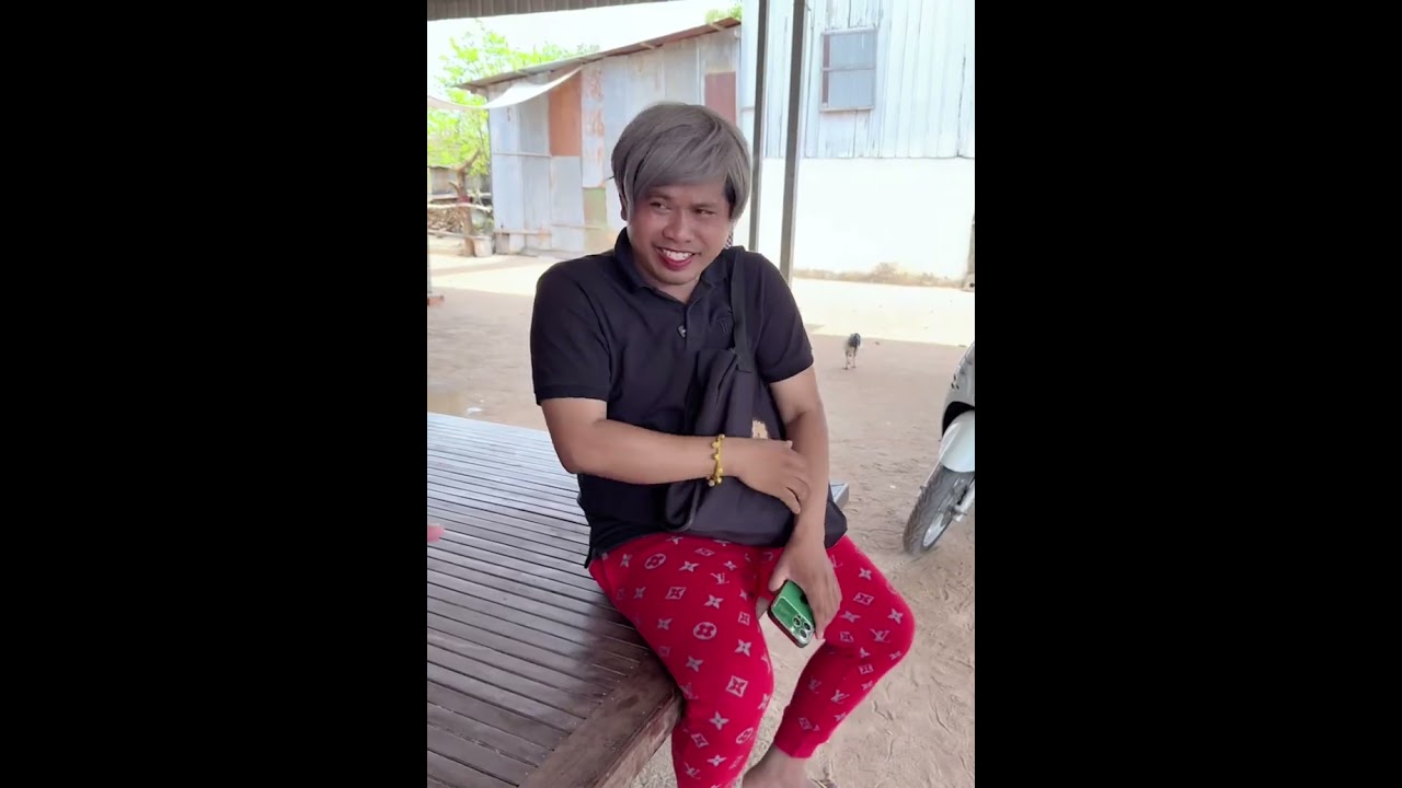 កូនយេីងកូនគេមេីលមិនឃេីញទេកុំសេីចយំ😹ធានាថាសេីច😹💦
