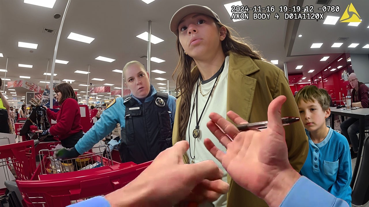 Мама воровала 10 тысяч долларов из магазина Target 10 раз, прежде чем её наконец поймали