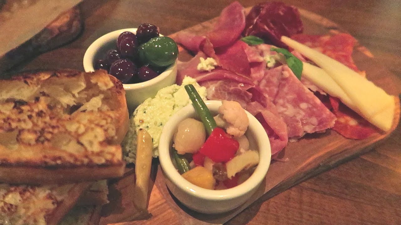 Eating At Wolfgang Puck Bar & Grill At Disney Springs! | Disney Food Review & First Impressions!