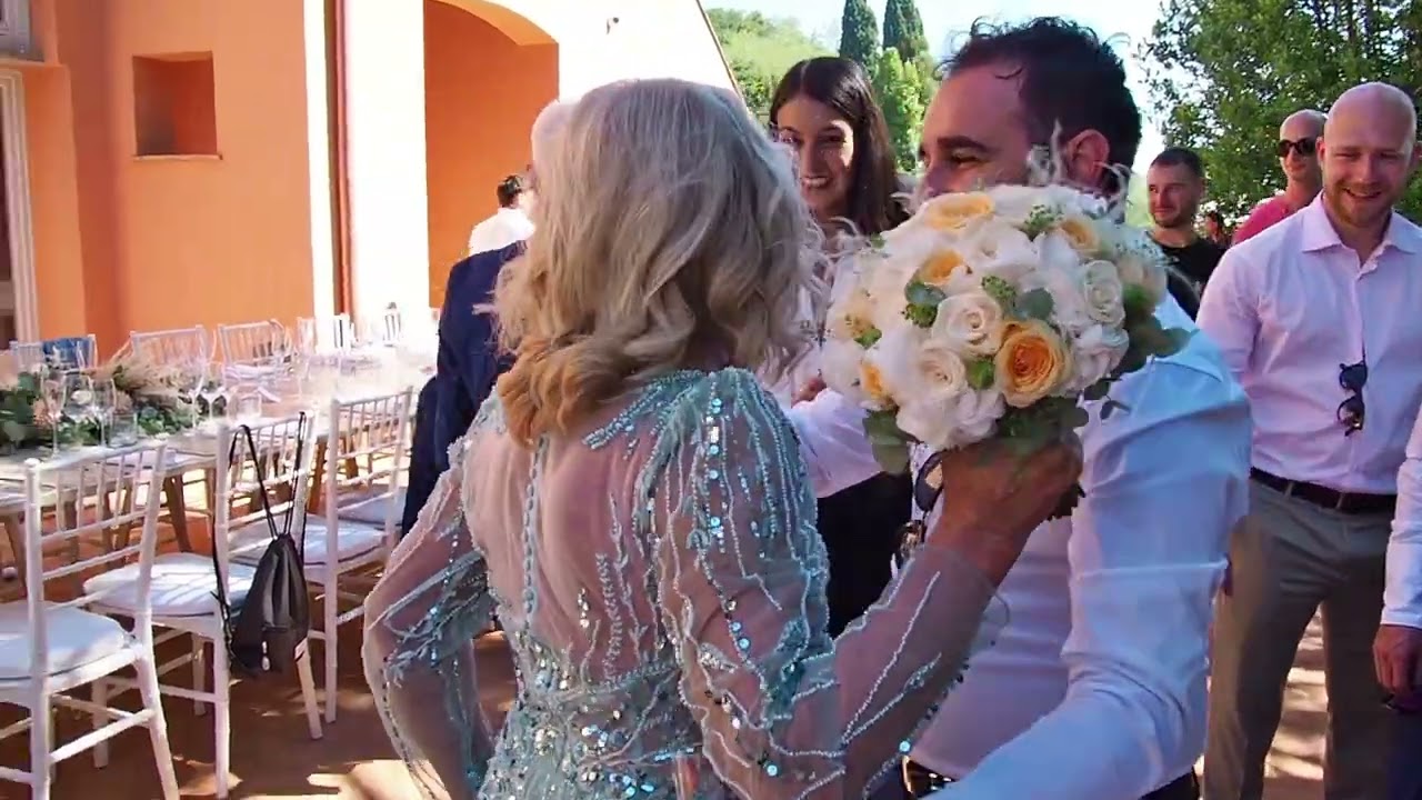 L'arrivo di Maria e Valerio alla festa all'Agriturismo 