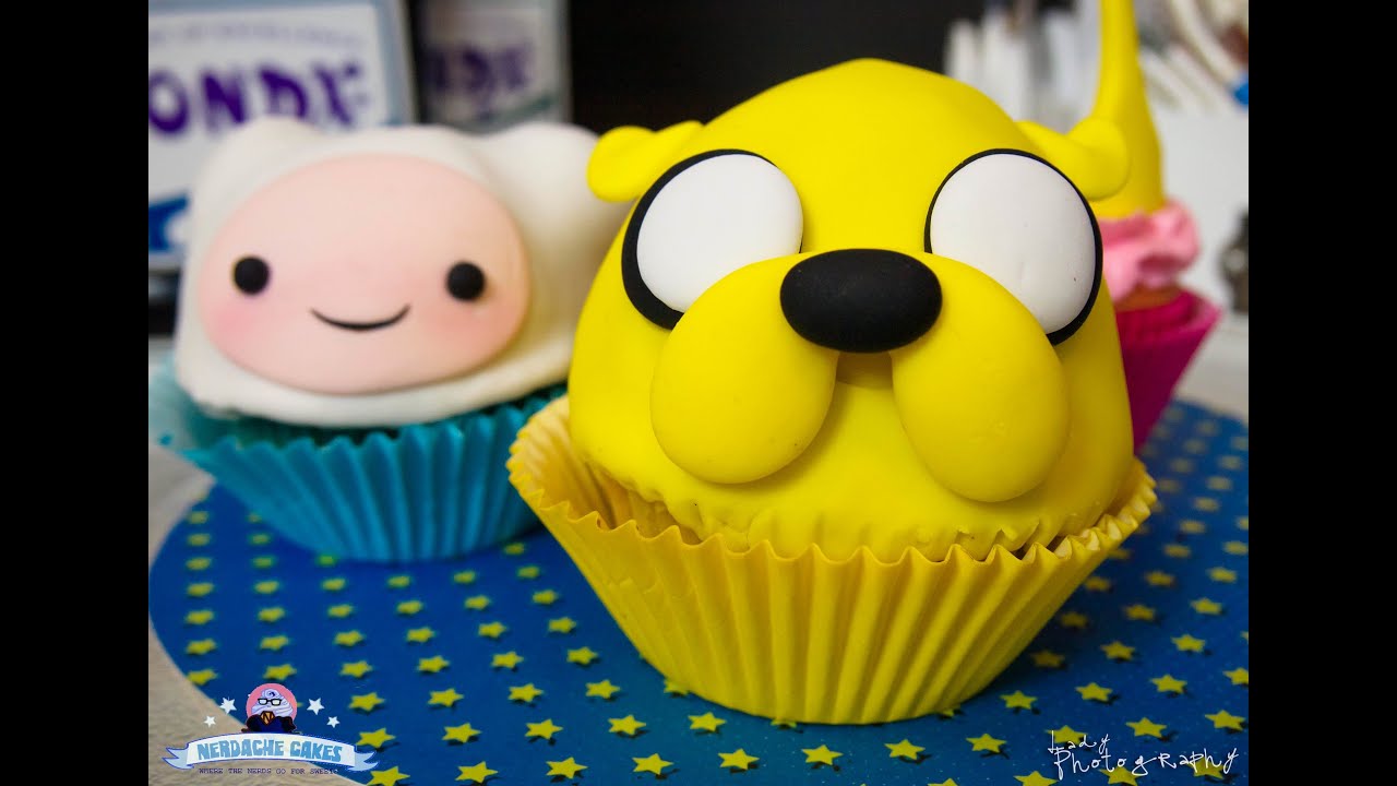 Nerd Bites: Let's make Finn Cakes!