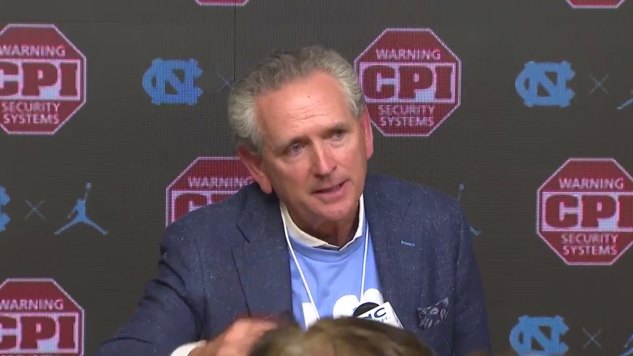 UNC AD Bubba Cunningham apologizes to Jon Scheyer after Tar Heel fans storm the court