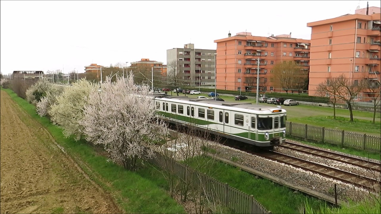 Leonardo e Meneghino a Bussero M2 e Cascina Gobba M2 || Metro Milanoui0