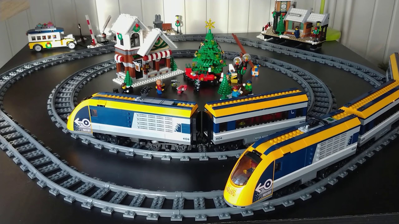 LEGO® Powered Up, two train engines on one controller
