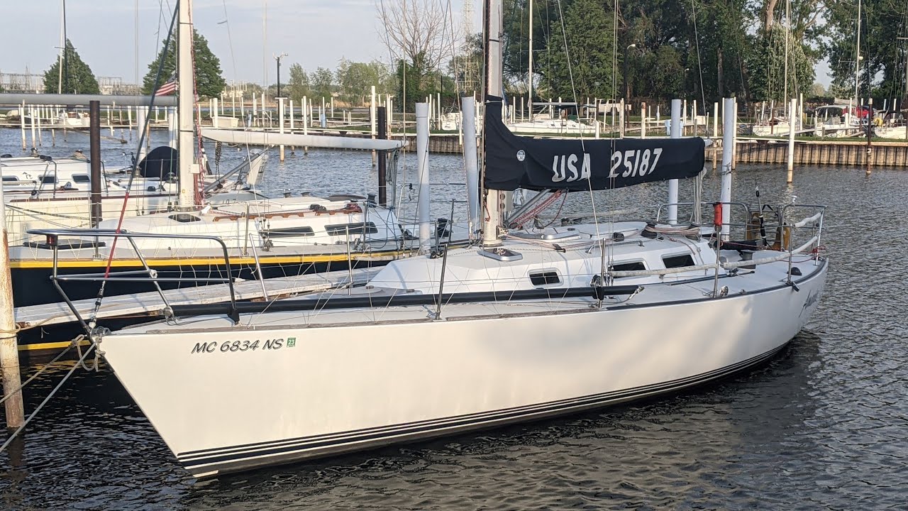 Amante J/35 Haul Out Day Part 2 - Travel Lift, Winterizing the Diesel, Power Washing the Bottom