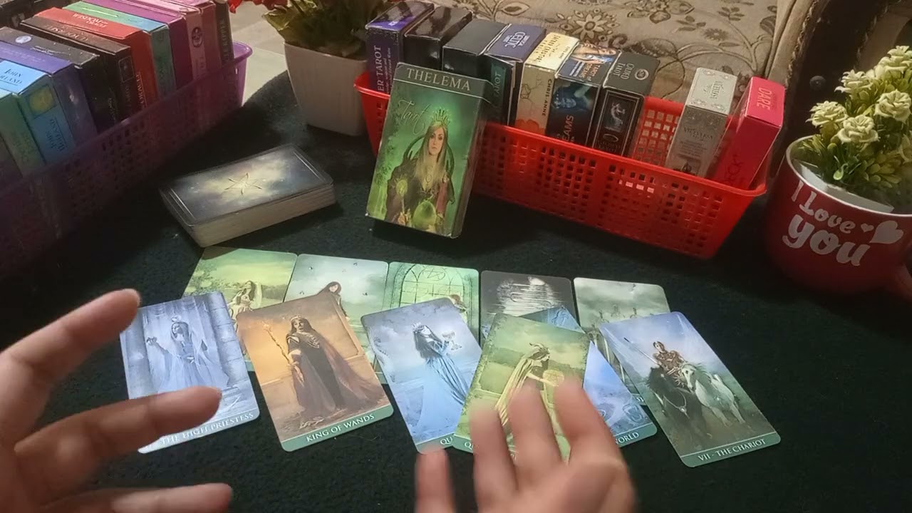 💞WHO WILL YOU MEET SOON AND WHY💞 HINDI-URDU TAROT💕#whowillmeetyousoon #whoiscoming#tarot