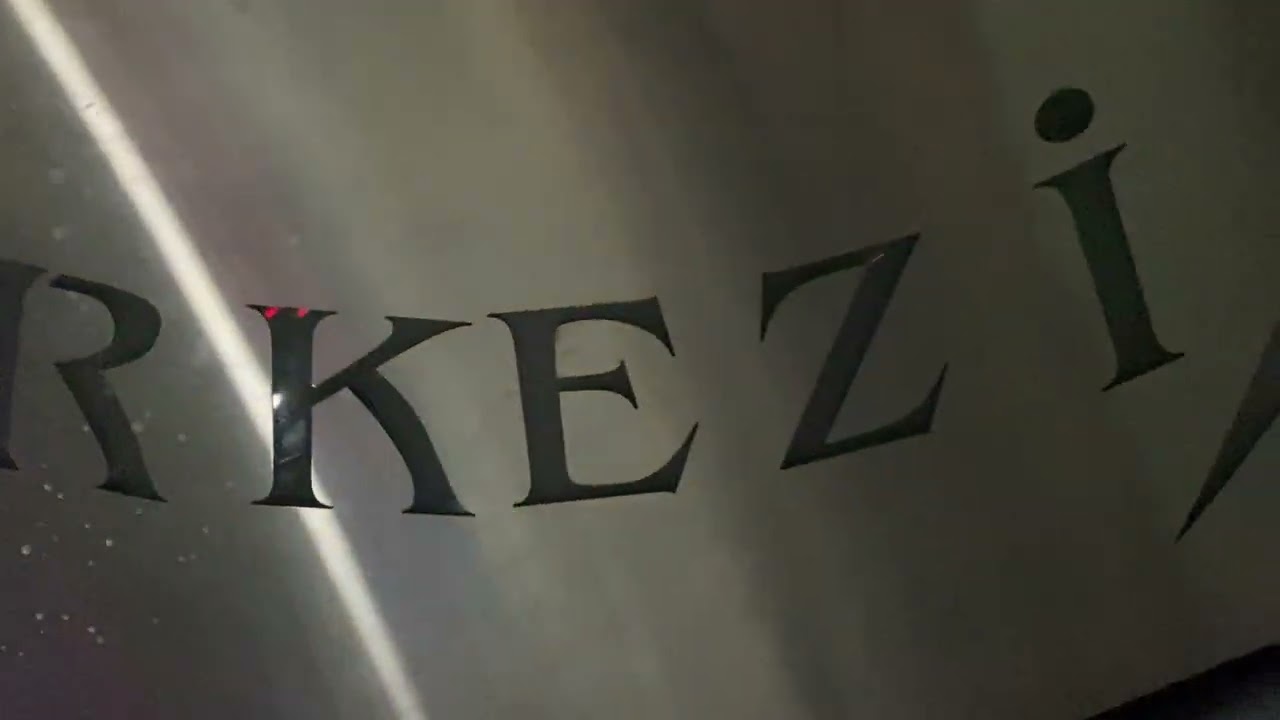 2000s Hydraulic(Rep.)Lift in Çarşı Istanbul,Osmangazi,Bursa, Turkey 