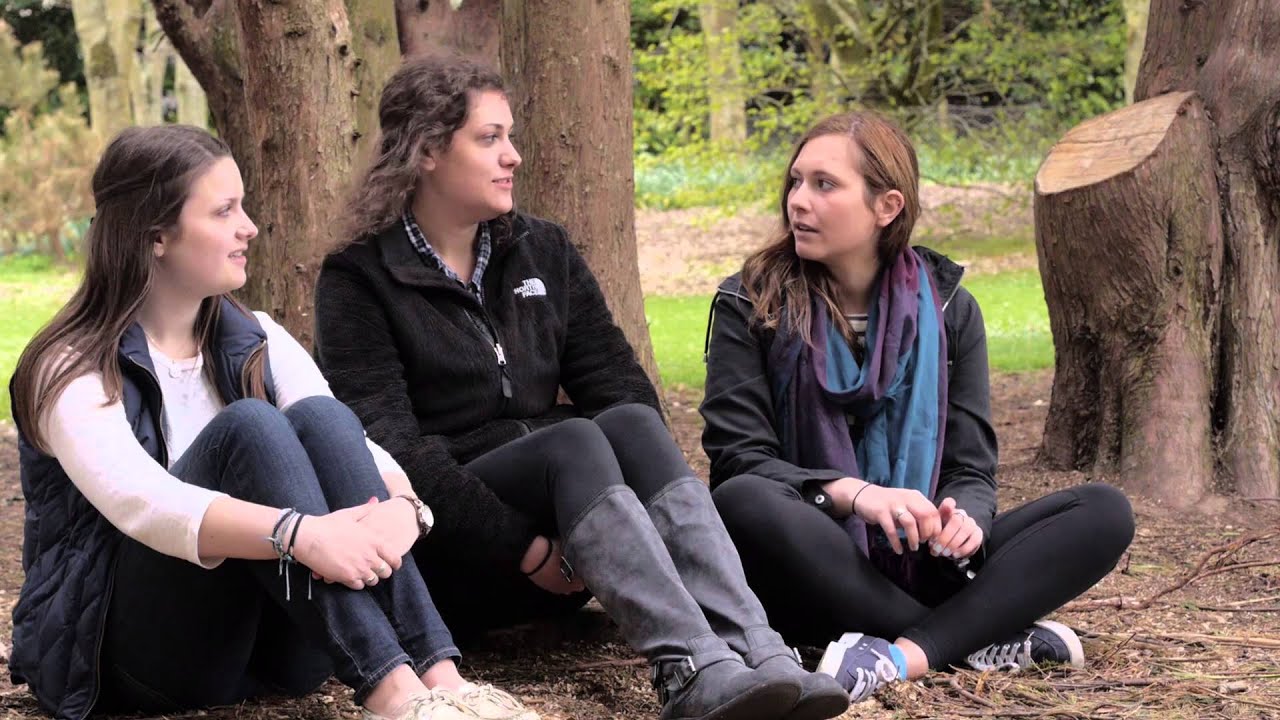 Cat, Emma, Kira - 'We went to Coppers'