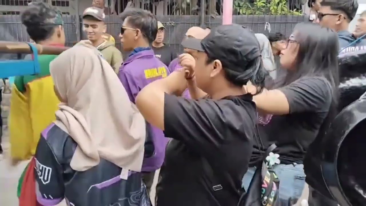 Lingkung seni reak kuda renggong kuda luyu