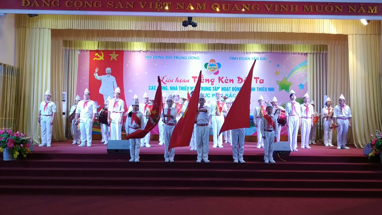 Nghi lễ chào cờ đội Cung văn hóa thiếu nhi Thành phố Hải Phòng
