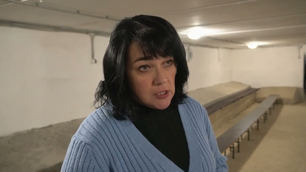 У Мукачівському ліцеї №10 облаштували найпростіше укриття