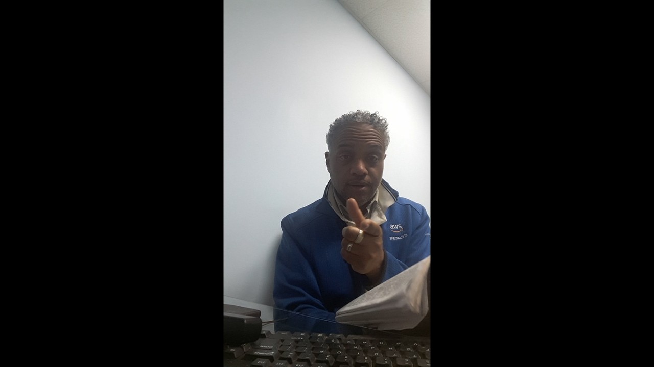 Love*Sers (No'love of G-d  by Yeshua? - ur Moneky'n around with *Brass cymbals) Good Shab'z! / חֶסֶד