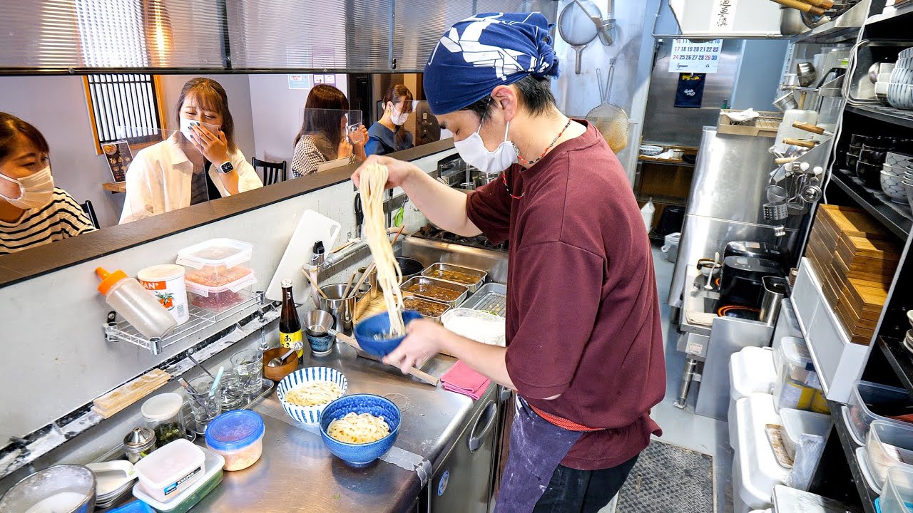 【京都市左京区】開店準備から調理まで全部ワンオペ麺職人！揚げたて天ぷらに手打ちうどん！丨Japanese Food - The Art Of Making Noodles By Hand