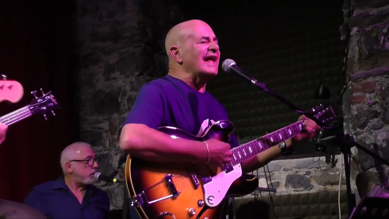 Please Mr Postman REUNION At The Count Basie Club Genova