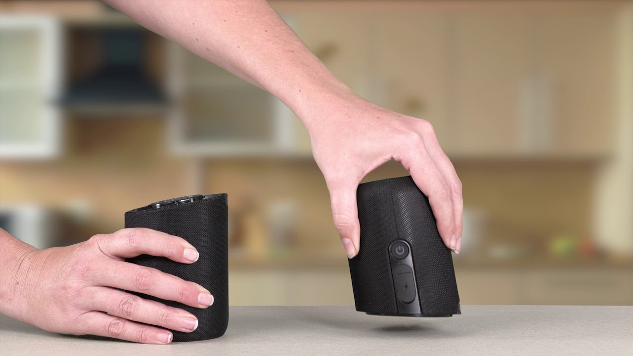 2-In-1 Waterproof Bluetooth&reg; Speaker