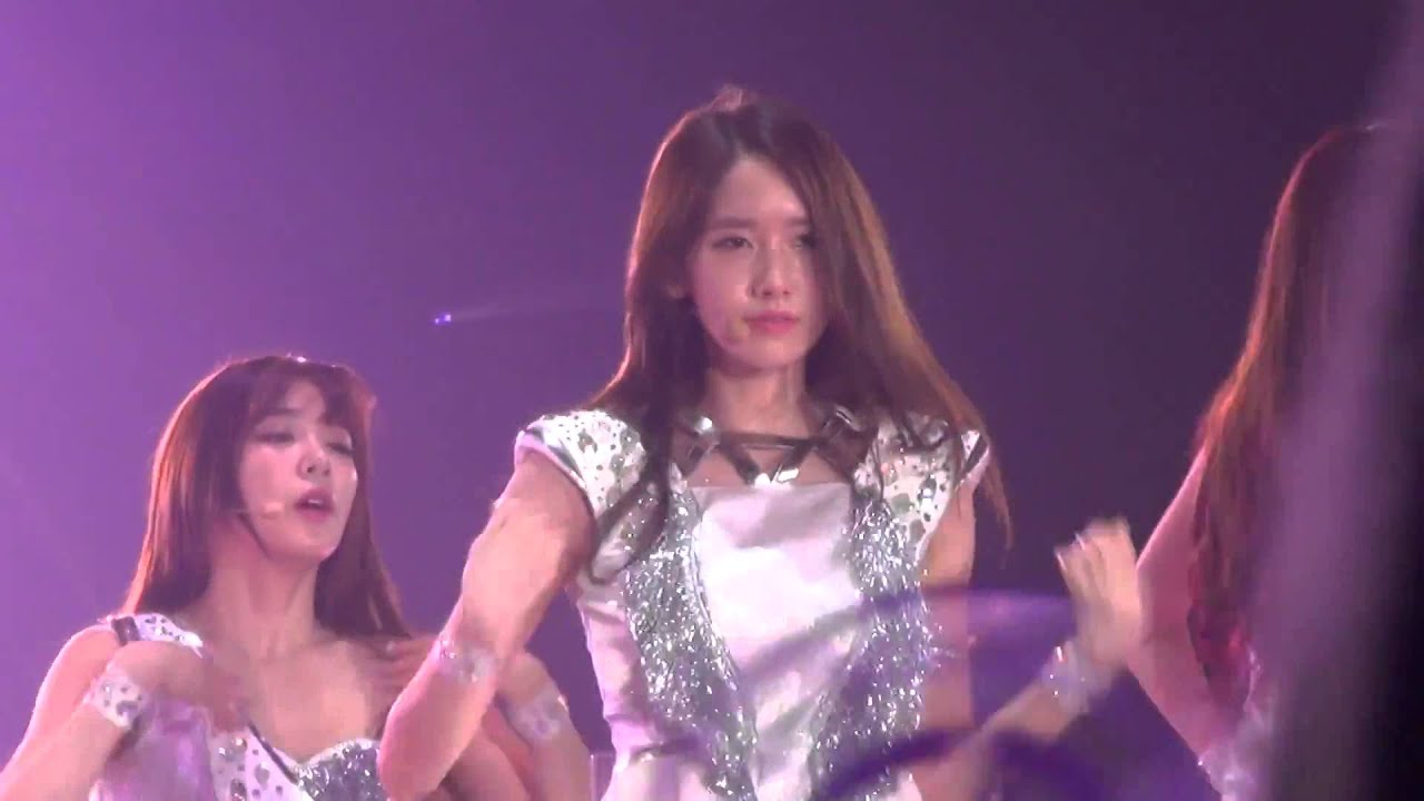 LIVE 1080p 140426 SNSD   Japan Tour 2014 Fukuoka FanCam