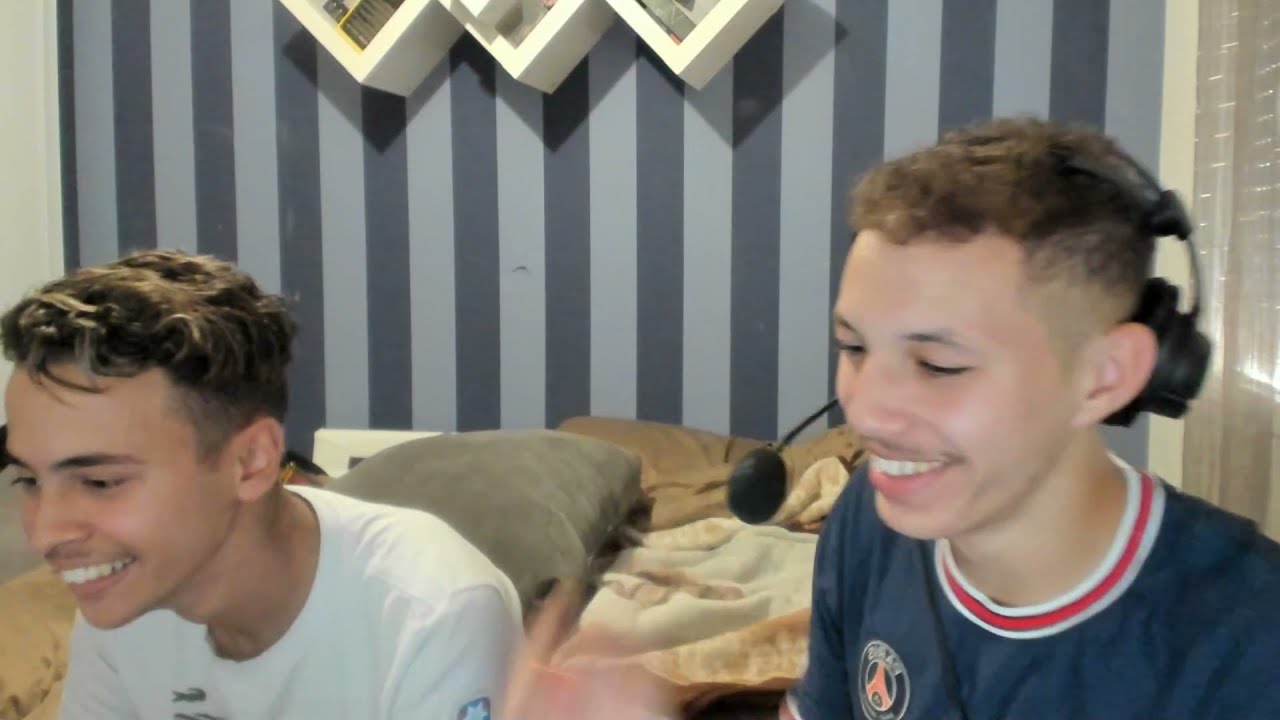 REDIFFUSION LIVE DE WALID FAQ/WALID QUITTE PRISM GANG abonnez vous