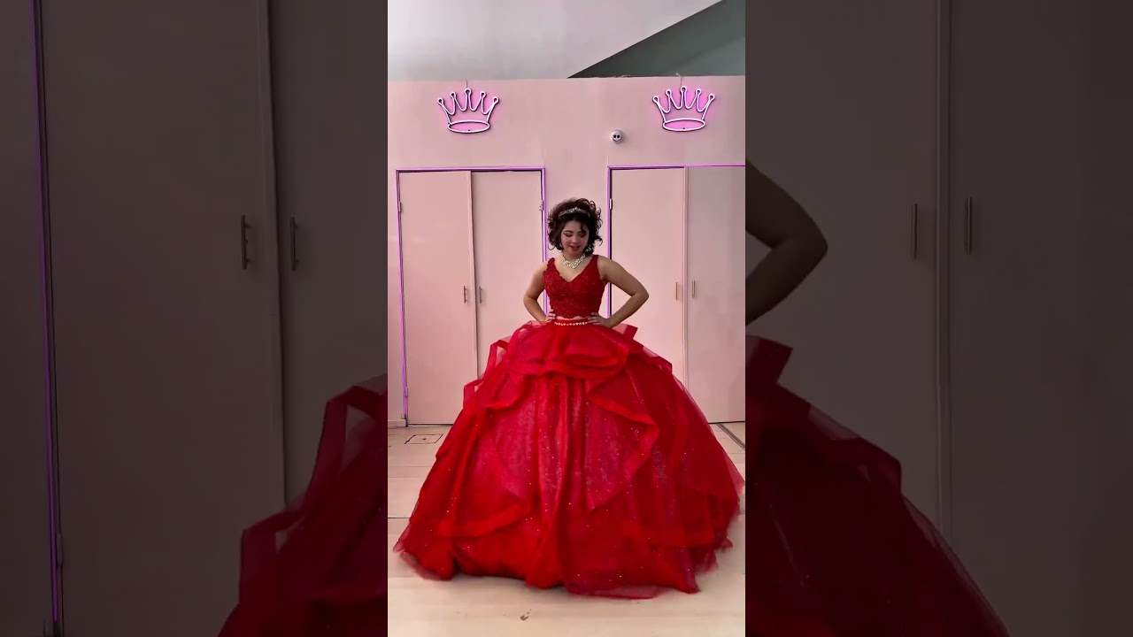 15 vestidos de xv color&hellip;🌈