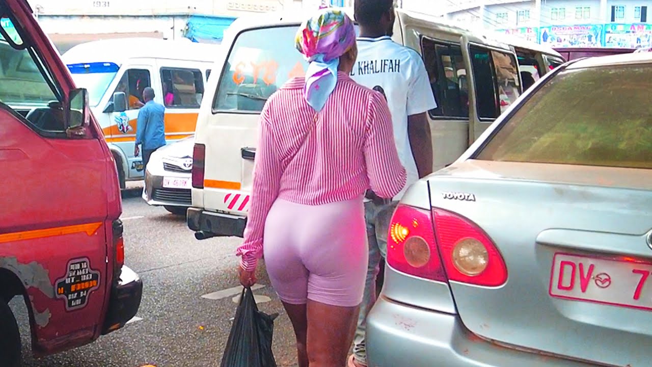 AFRICA EVENING RUSH HOUR IN THE URBAN CITY ||  AS107