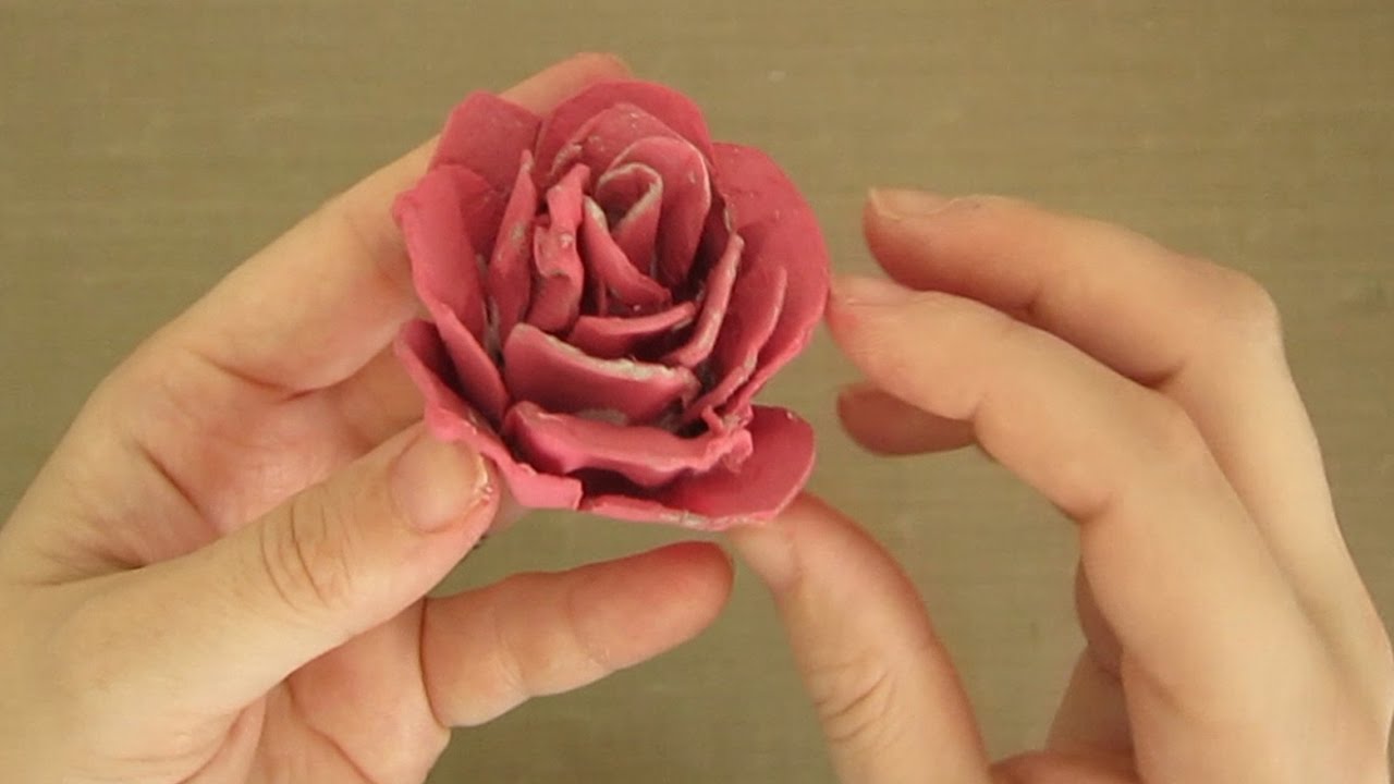 EASY DIY ROSE FROM AN EGG CARTON!