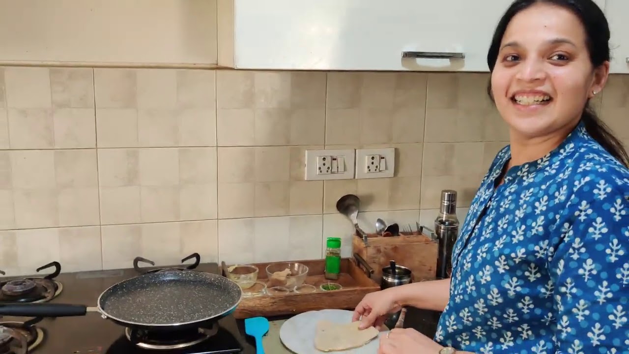 ऐसा टेस्टी पराठा बनाए गेहूँ के आटे से जो आपने पहले कभी ना खाय़ा होगा l ‍Chili Cheese Garlic Paratha