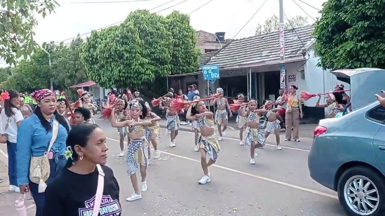 Desfile al estilo carnaval 