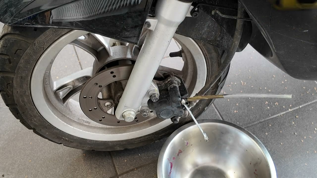 Servar Peugeot Kisbee 2015 4t - Drivrem, vikter, oljor och stift