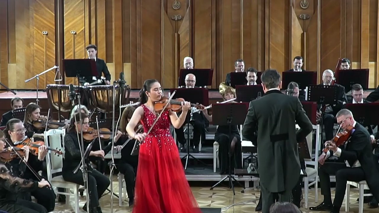 Mendelssohn: Violin Concerto in E minor – Kimia Corke & the National Philharmonic of Moldova