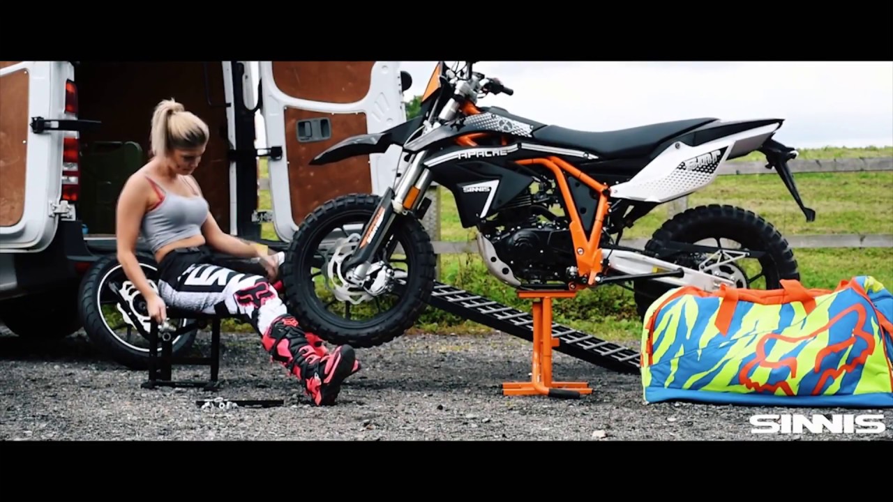 Sinnis Apache SMR 125cc supermoto promo video 2018k