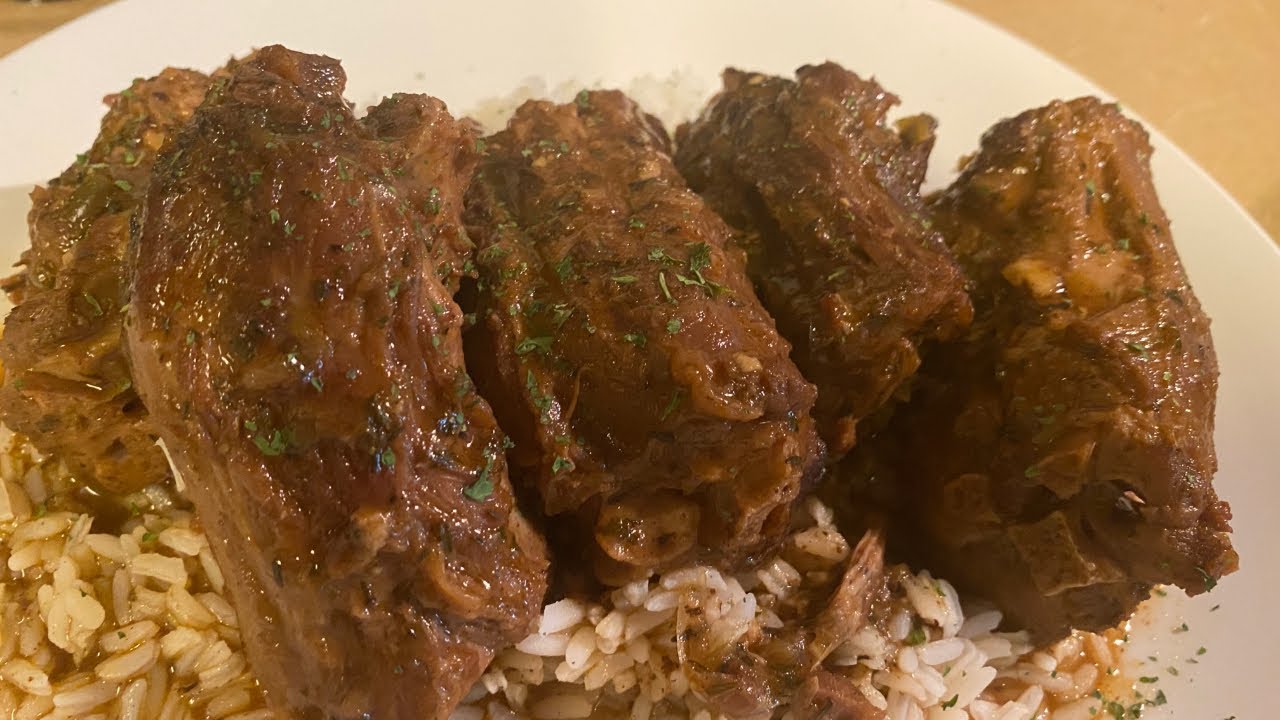 SMOTHERED TURKEY NECKS (Soul Food) Recipe