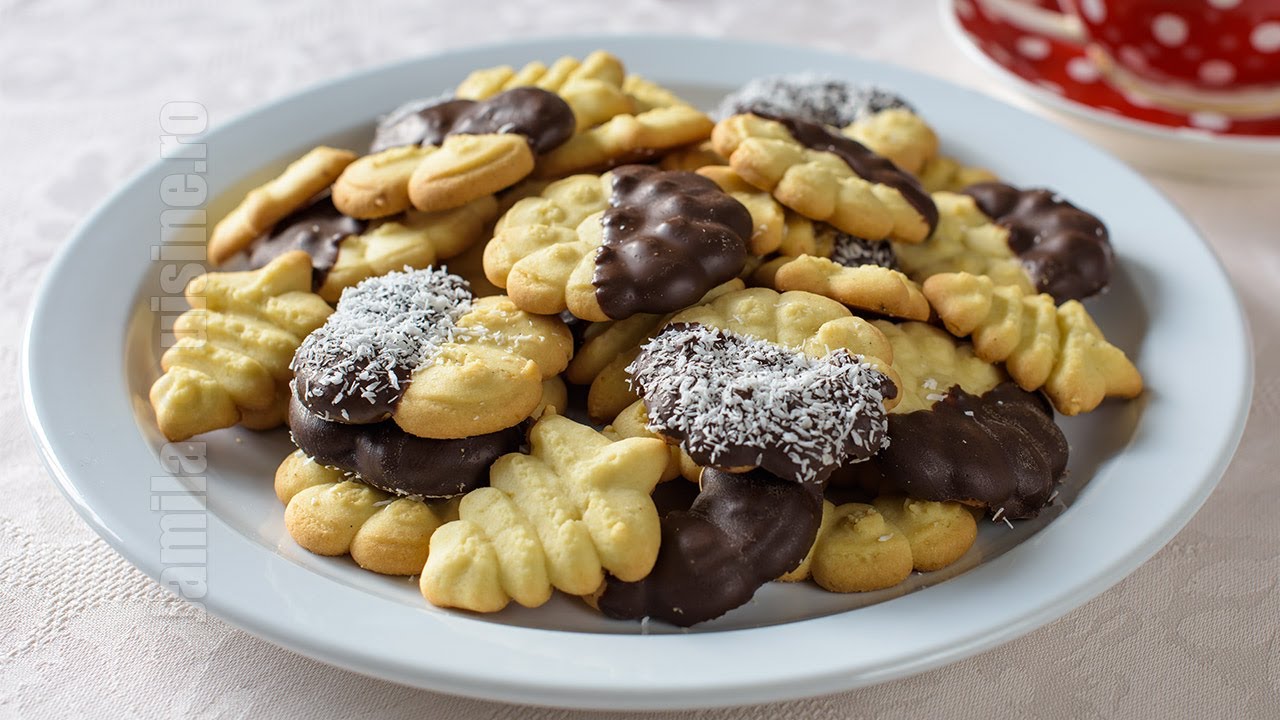 Fursecuri spritate cu vanilie pentru Craciun | JamilaCuisine