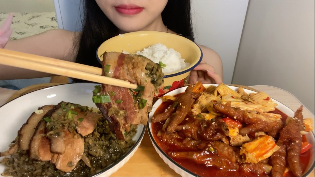 Hot Pot Dish | Pickled Vegetable Braised Pork Belly | Tofu Skin Chicken Feet