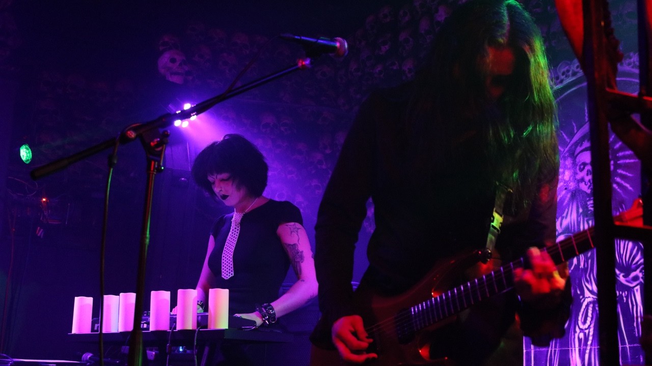 Mourning Service - Heartfelt Hollowness (Live April 24 @The  Coffin)