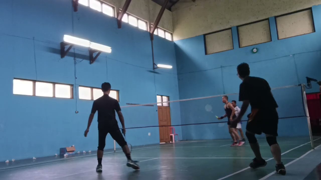 Sajum SEREPET badminton GASSSSKAAAANNN mencari tehnik akurat 