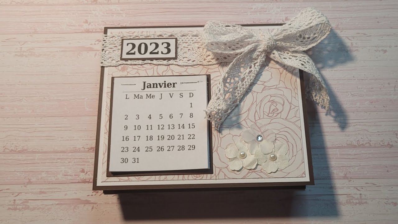 Scrapbooking : tuto calendrier de bureau