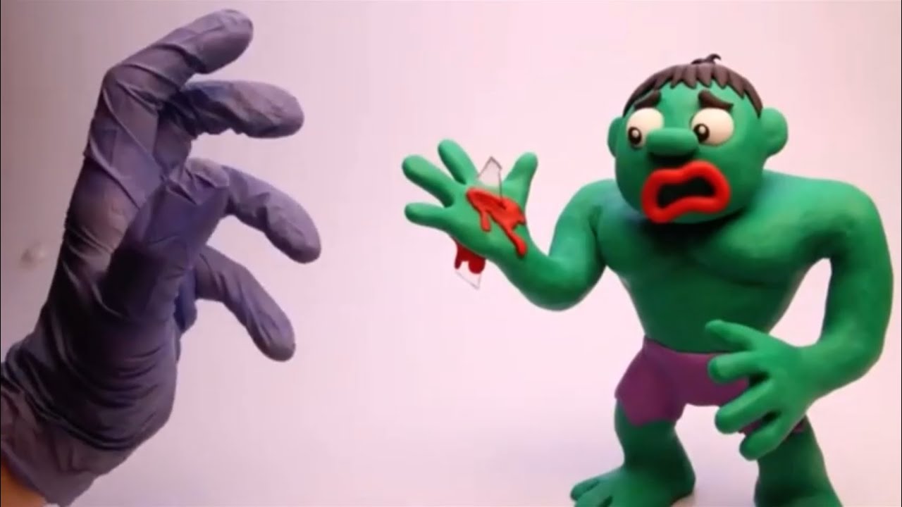 DCTC Play Doh Hulk Gumball Machine