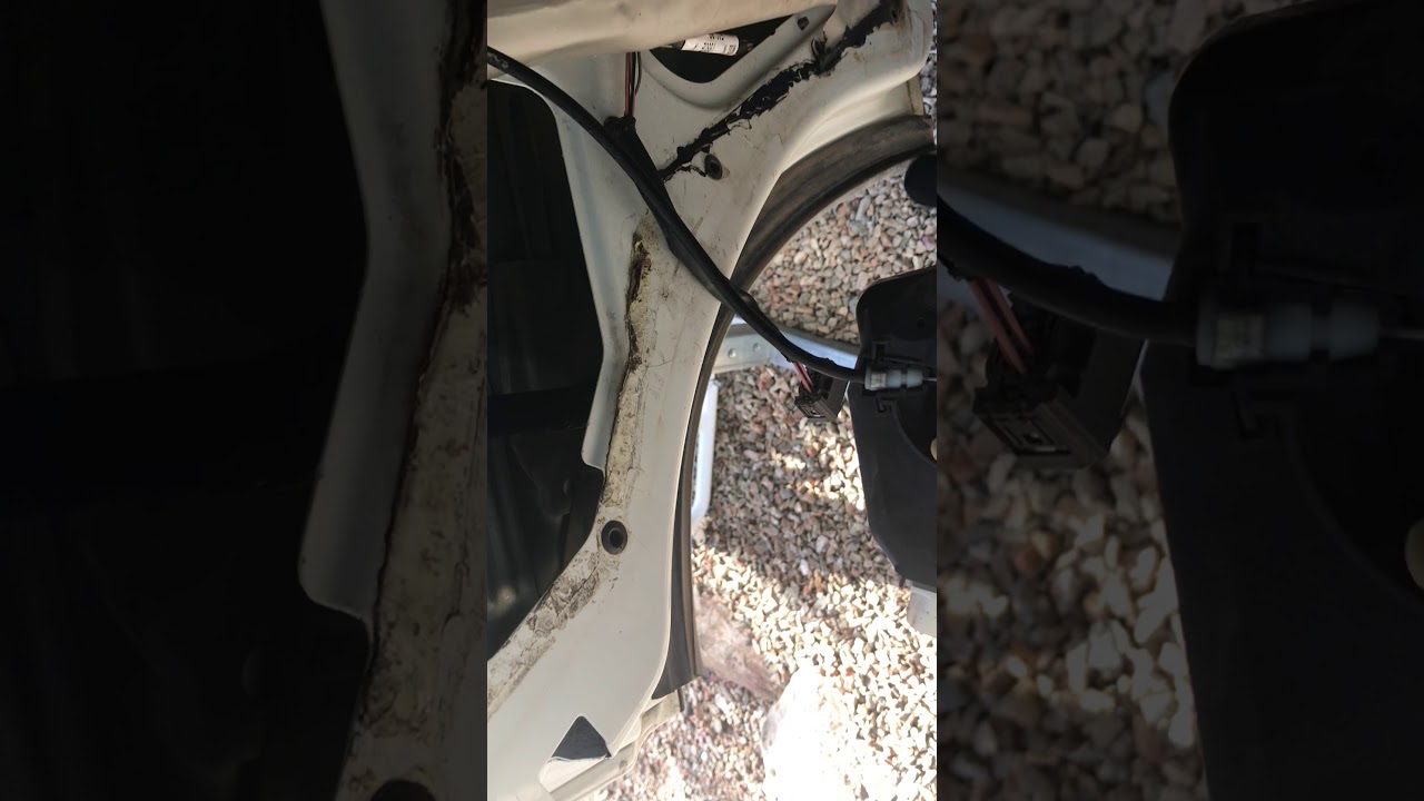 Land Rover Discovery II - Rear Door Actuator Replacement