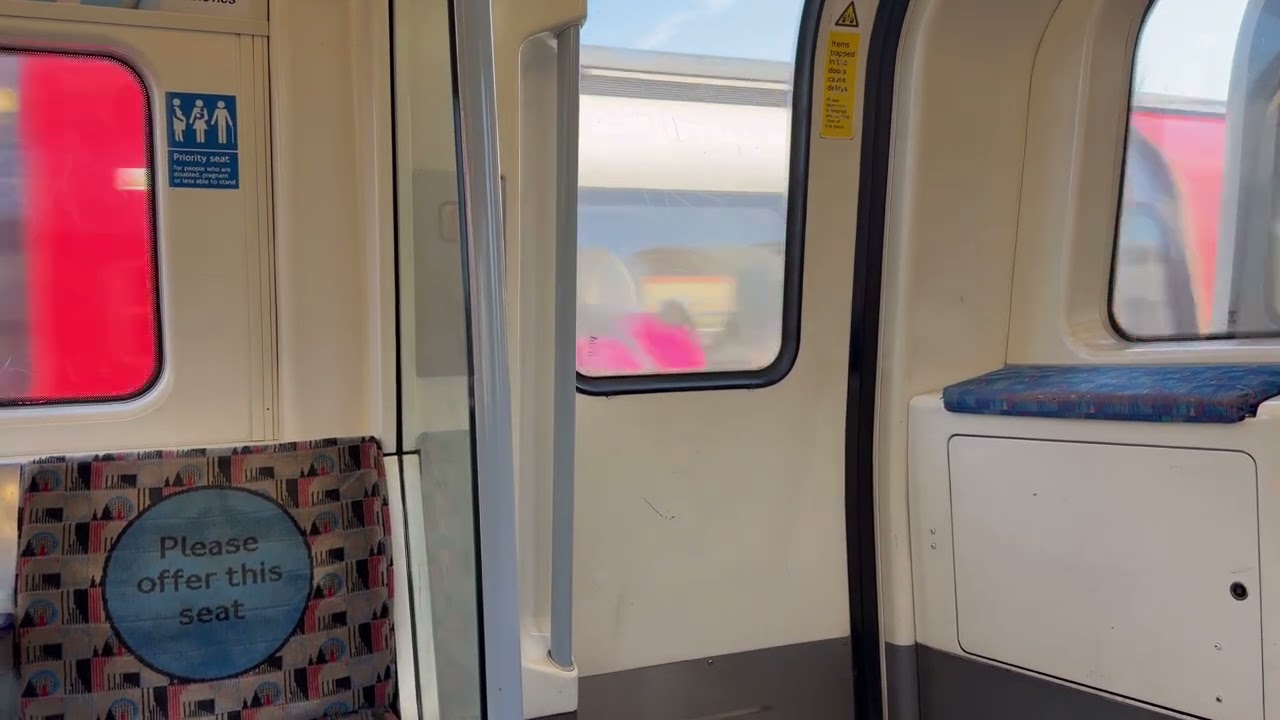 Jubilee Line journey from Canning Town - Stratford