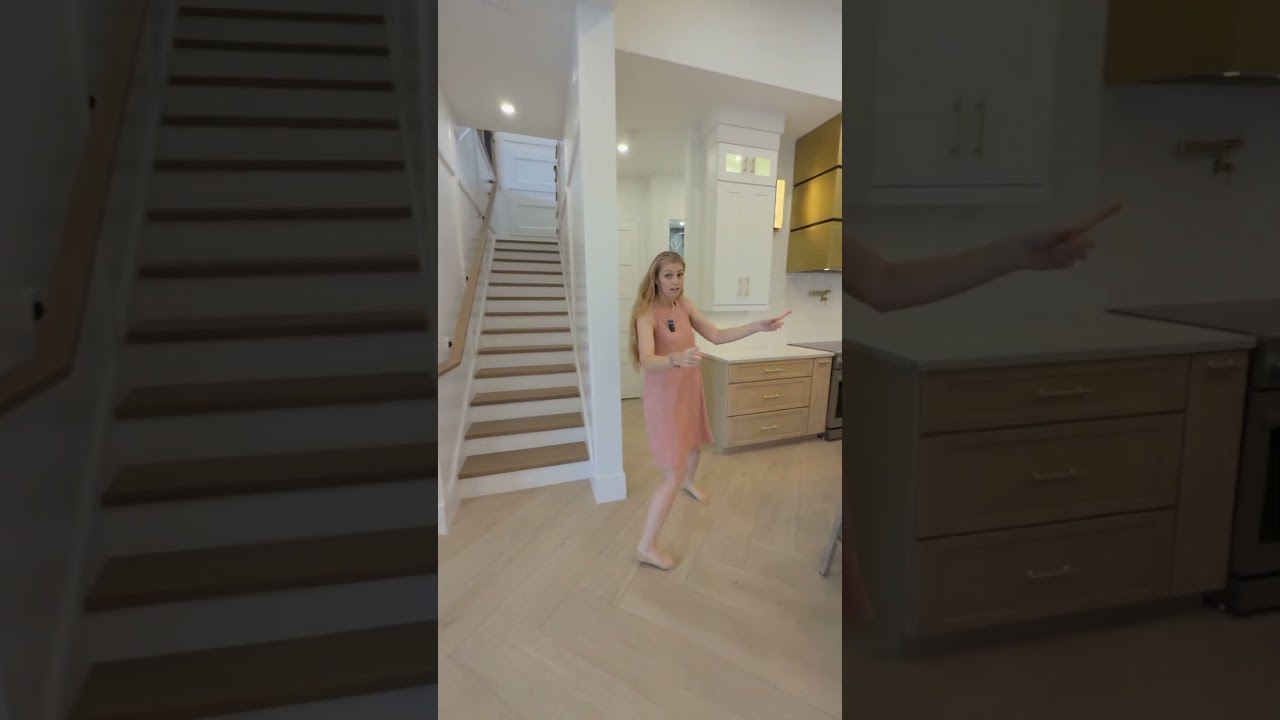 Cape Coral Waterfront Luxury | 5BR | New Construction POOL Home For Sale 