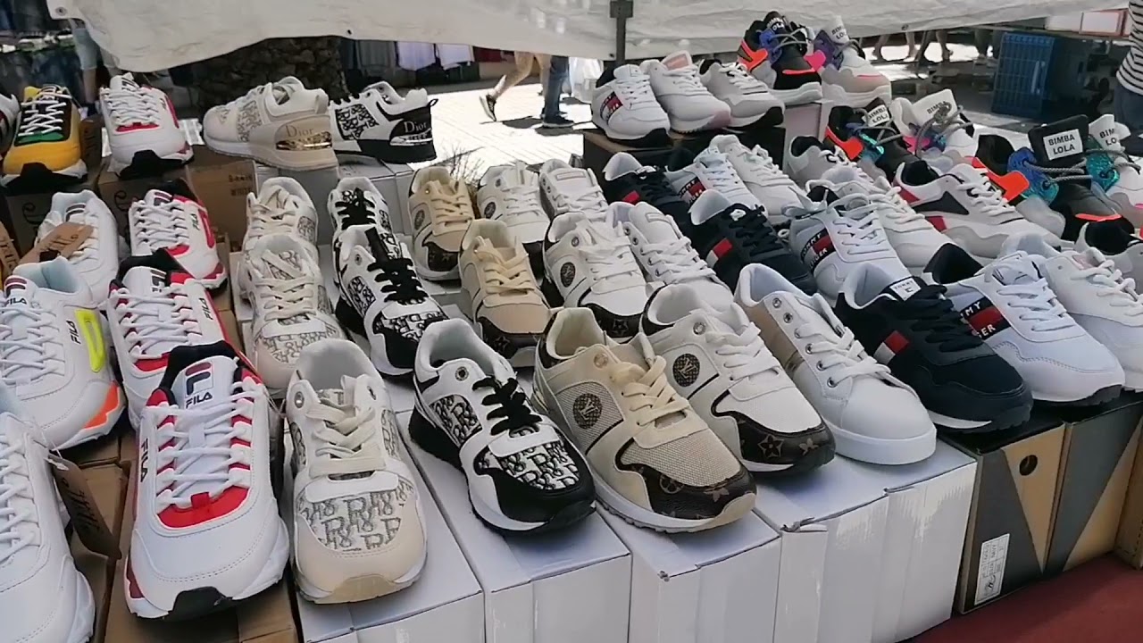 جولة خفيفة في سوق الأحد تاع لاس بالماس 🇩🇿🇲🇦🇹🇳🇪🇦🌊👌💣👀👜