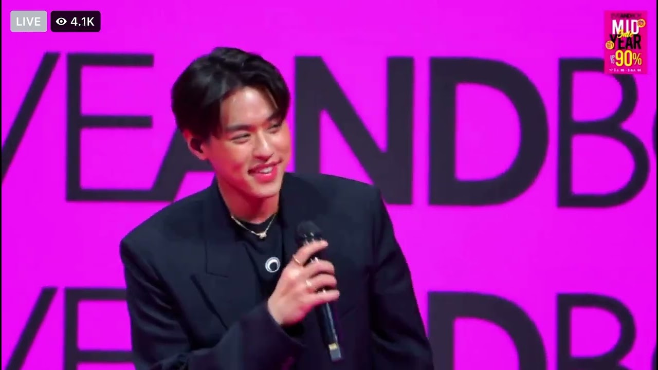 18.06.22 บิวกิ้น โชว์เพลง ร (W8) งาน EVE AND BOY #EVEANDBOYxบิวกิ้นพีพี #ebmidyear2022 #bbillkin