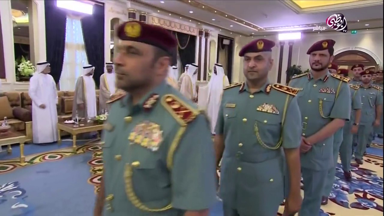 محمد بن زايد يستقبل كبار قادة وزارة الدفاع والقوات ال