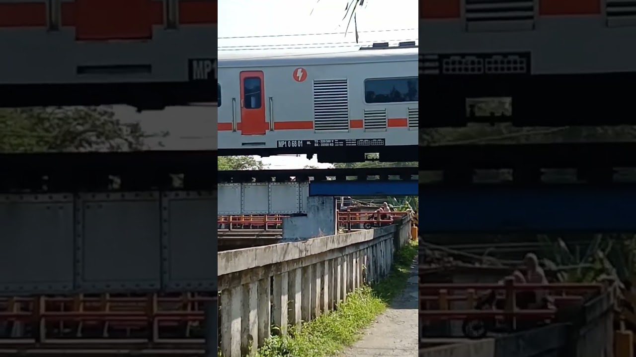 KA Majapahit Berjalan Perlahan Melintas Di Jembatan #keretaapikita #kamajapahit #jembatanka
