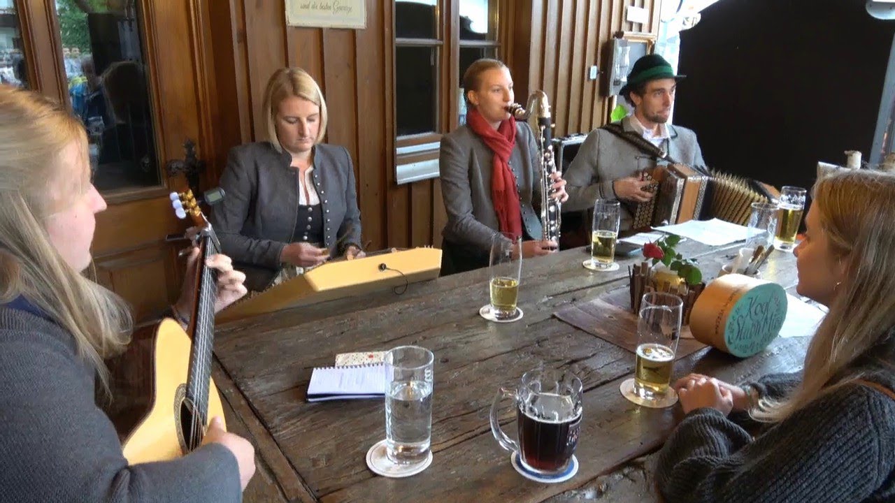 Kogl - Walzer : ,, Kogl Stubn Musi 