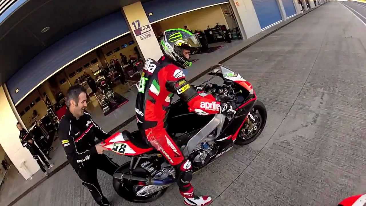 Alex Hofmann chasing Eugene Laverty - Helmet Cam Jerez !