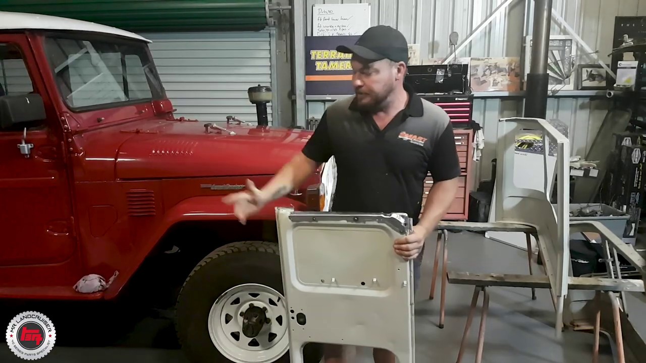 FJ40 MY1976 Classic Restoration   Pt3 Rust Repairs & Body Panels - MrLandcruiser