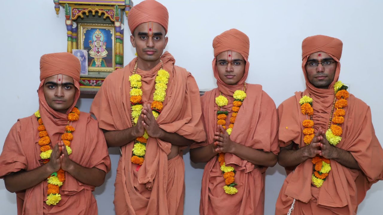 ભુજ મંદિરના 5 સંતોનો દિક્ષા મહોત્સવ - ૨૦૨૧ | Bhuj Mandir's 5 Santos Diksha ceremony 2021